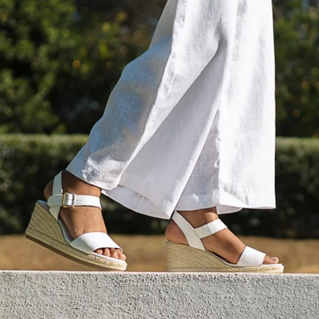 Espadrille Wedge Sandal in White - 12683