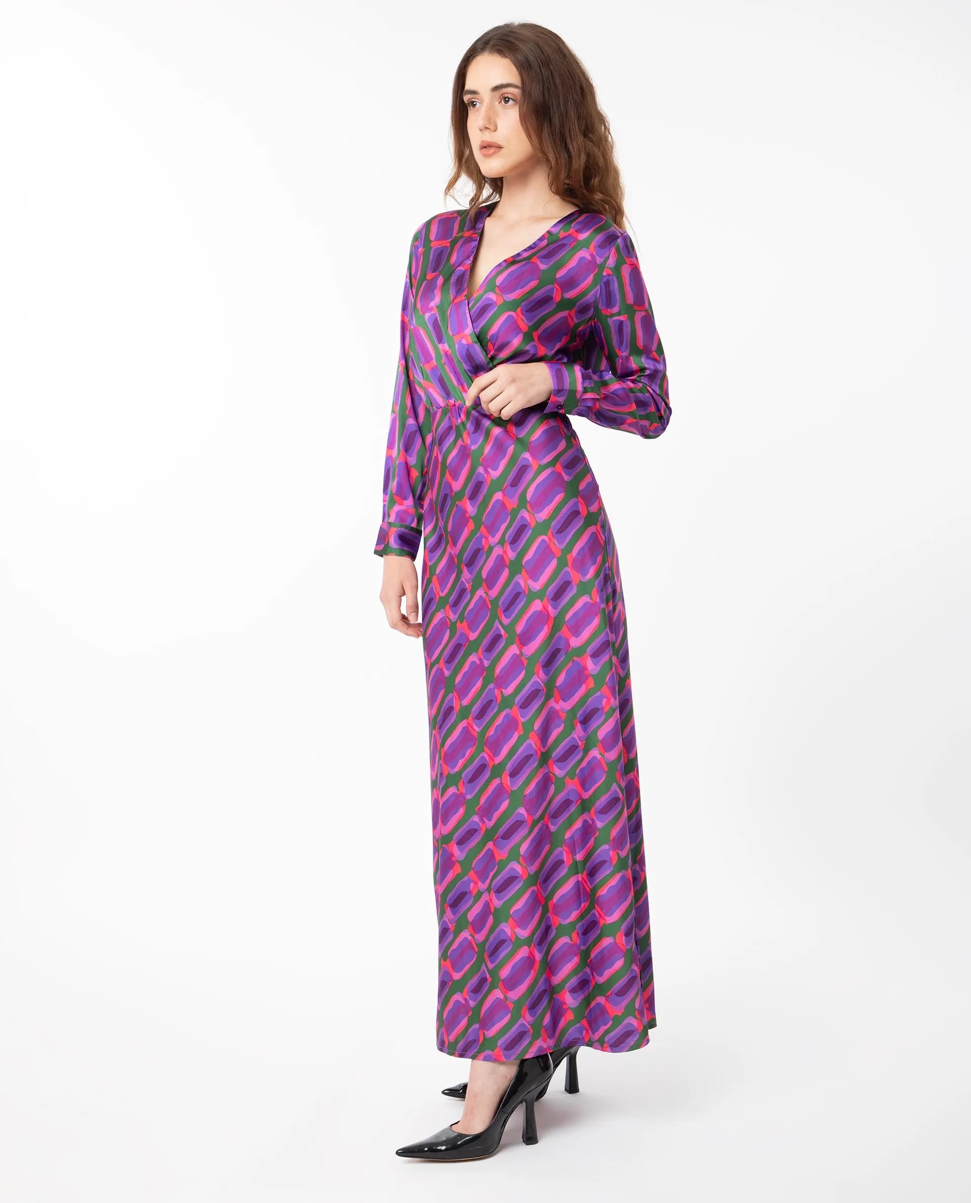 Rareism Women Kenra Purple Polyester Fabric Full Sleeves Relaxed Fit Geometric Print Maxi A-Line Dress