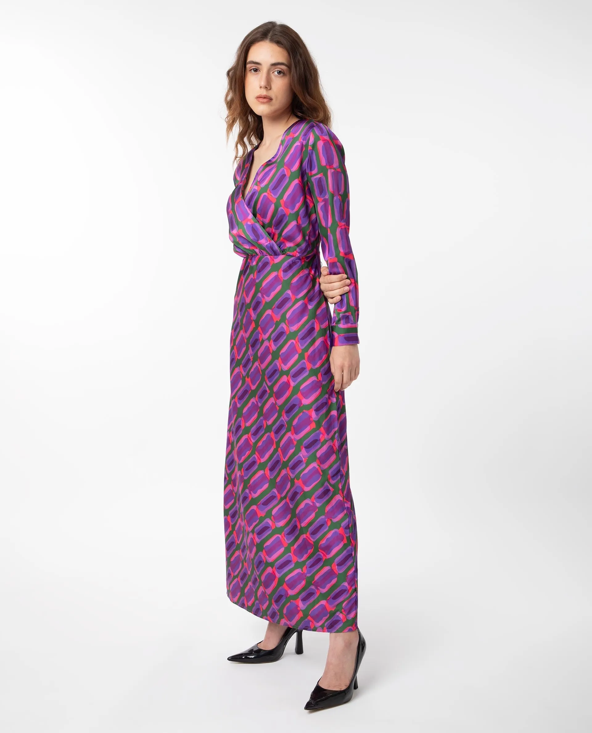 Rareism Women Kenra Purple Polyester Fabric Full Sleeves Relaxed Fit Geometric Print Maxi A-Line Dress