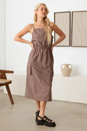 Women's Le Lis Adjustable Strap Waist Drawstring Cargo Midi Dress